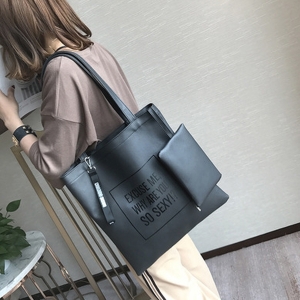 파우치 내장 영문레터링 베리숄더백